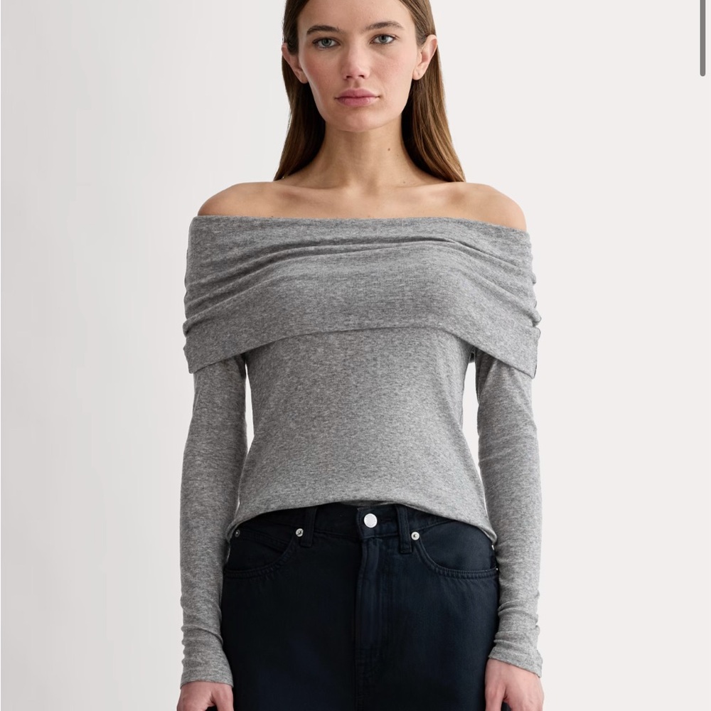 Everlane Off The Shoulder Top in Butterluxe - Heather Charcoal Size Medium